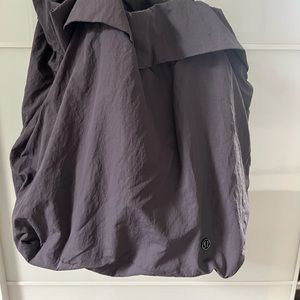 Lululemon - on my level tote
